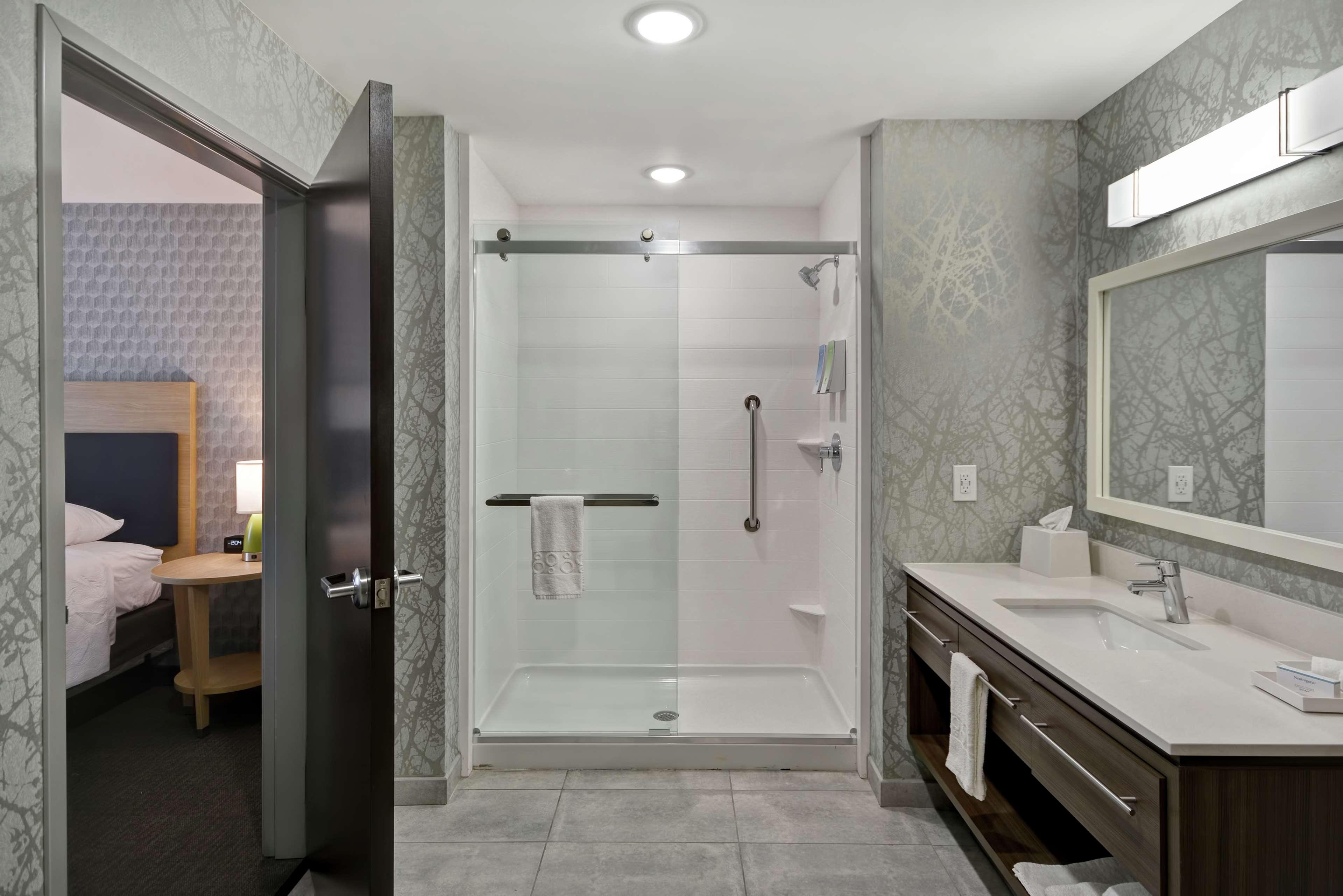 Home2 Suites By Hilton Grand Rapids North Walker Екстер'єр фото