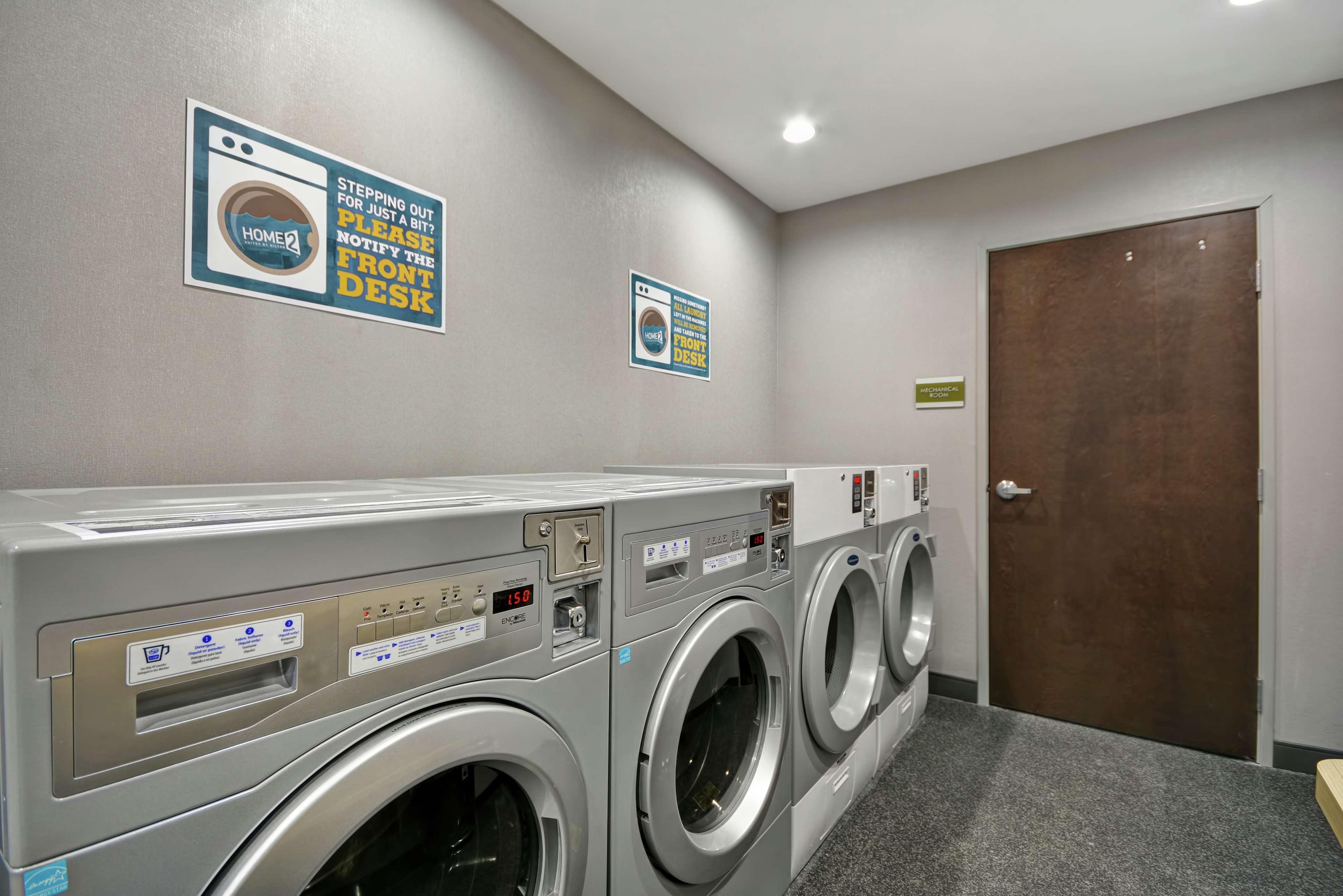 Home2 Suites By Hilton Grand Rapids North Walker Екстер'єр фото