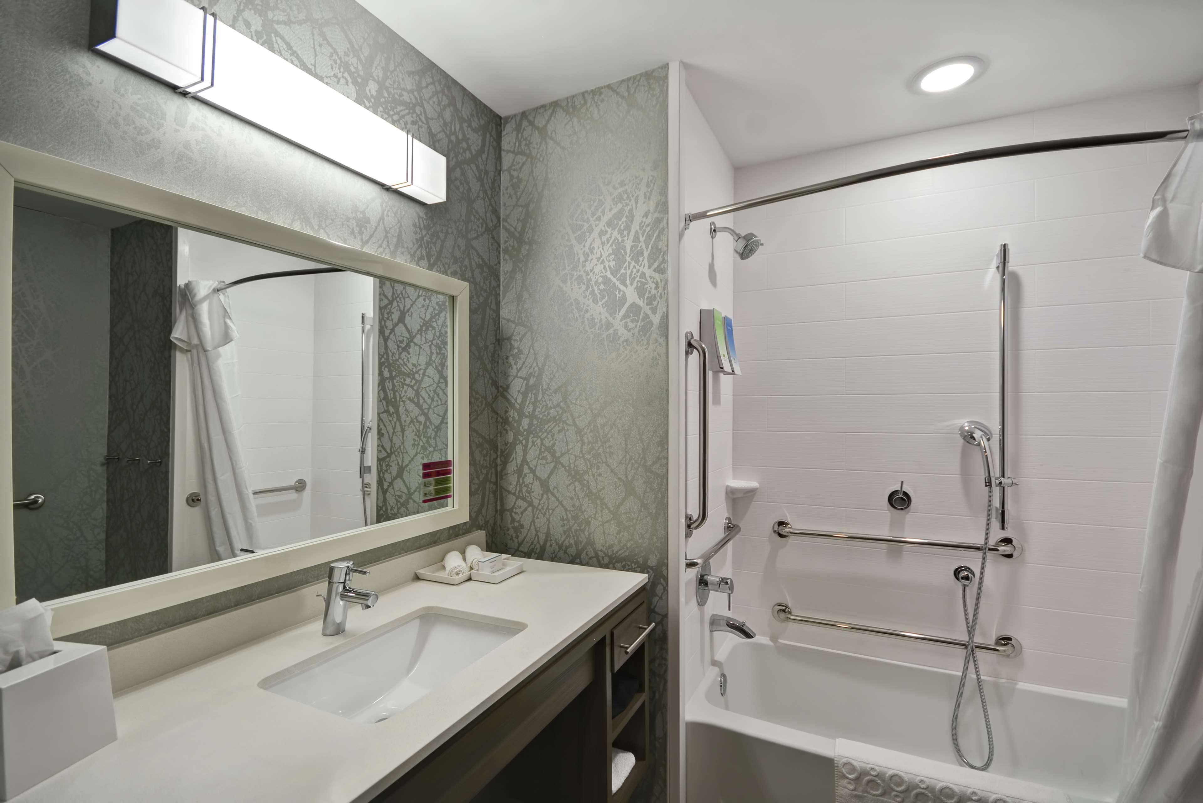 Home2 Suites By Hilton Grand Rapids North Walker Екстер'єр фото