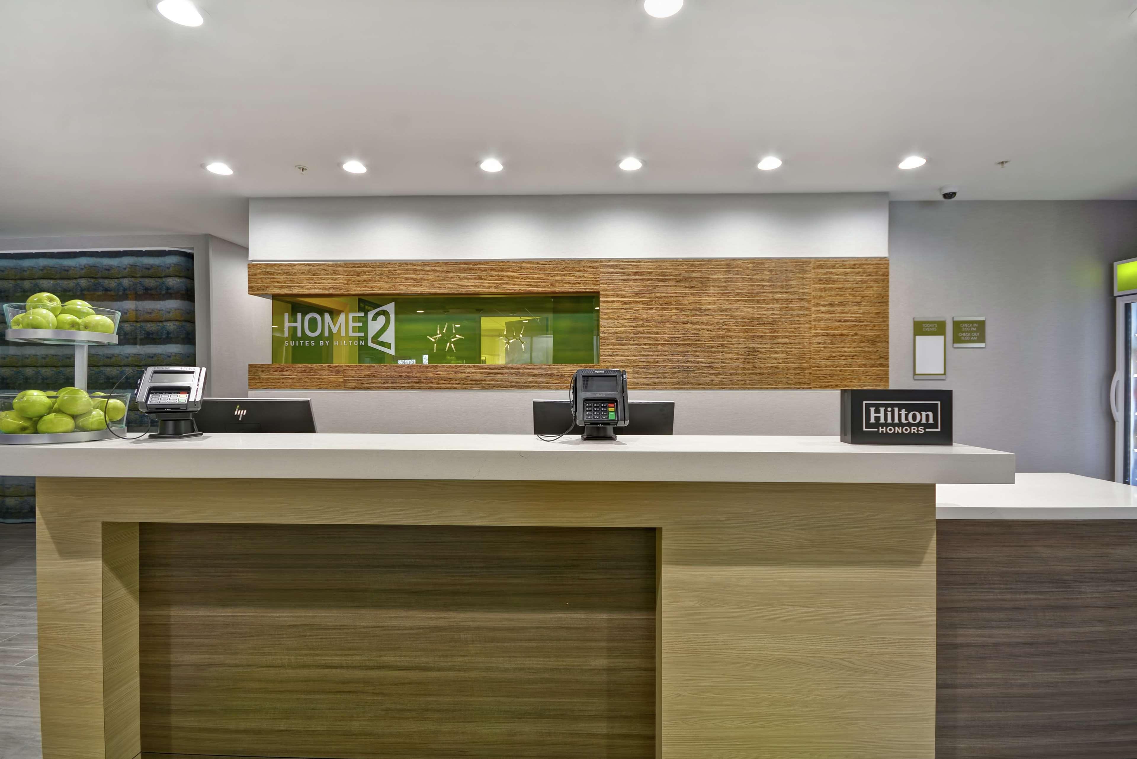 Home2 Suites By Hilton Grand Rapids North Walker Екстер'єр фото