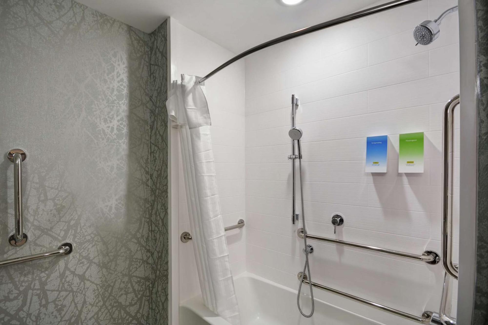 Home2 Suites By Hilton Grand Rapids North Walker Екстер'єр фото